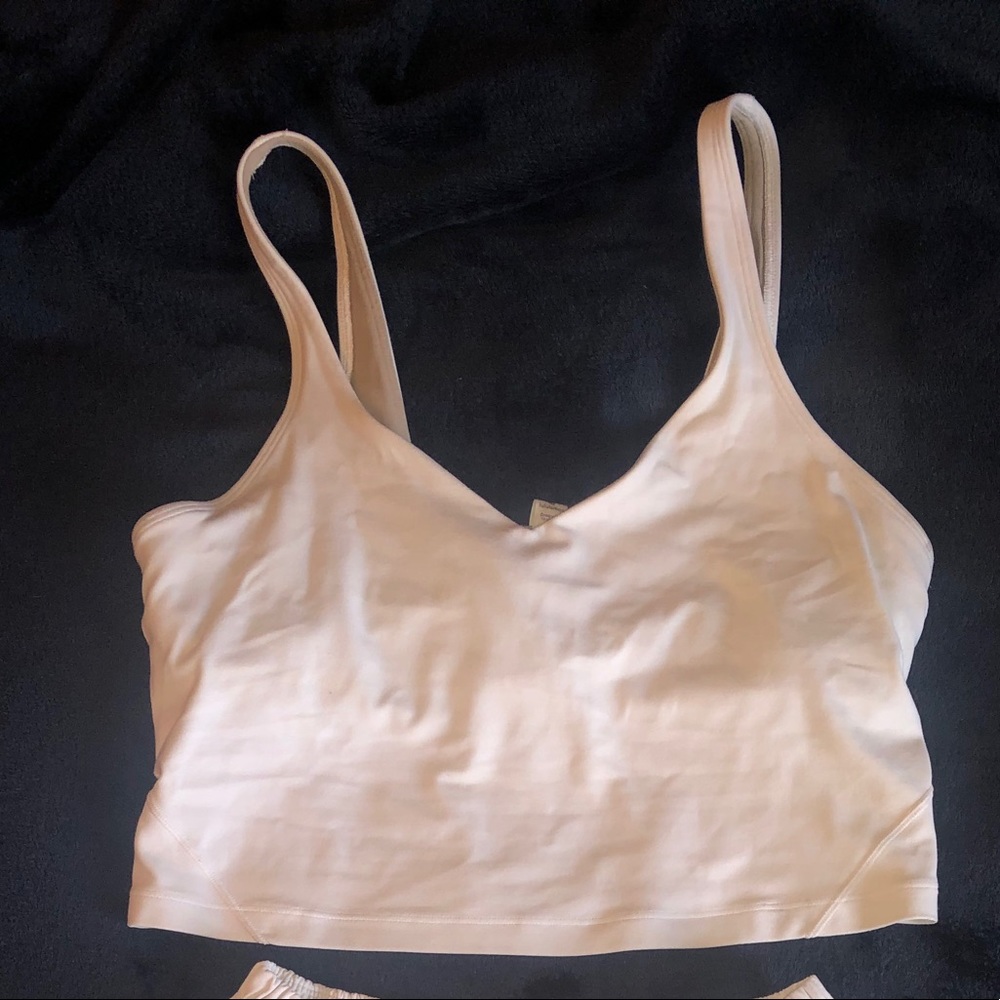 White Align Tank